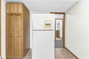 2301 E Lake Mitchell Dr, Cadillac, MI 49601 - Photo 32