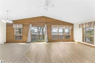 2301 E Lake Mitchell Dr, Cadillac, MI 49601 - Photo 22