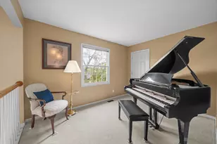 16063 Homestead Cir, Northville, MI 48168 - Photo 32
