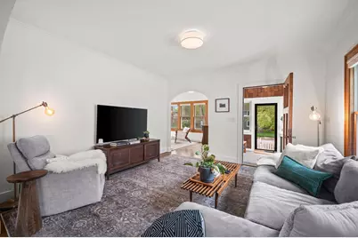 2010 Forres Avenue, Saint Joseph, MI 49085 - Photo 8