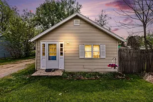 232 Sorin St, Niles, MI 49120 - Photo 1