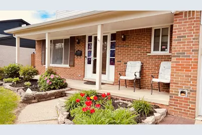 4033 Ramblewood Drive, Troy, MI 48085 - Photo 2
