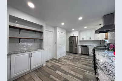 4033 Ramblewood Drive, Troy, MI 48085 - Photo 10