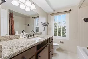 38457 James Dr, Clinton Twp, MI 48036 - Photo 20