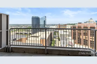 118 Campau Circle NW #1704, Grand Rapids, MI 49503 - Photo 6