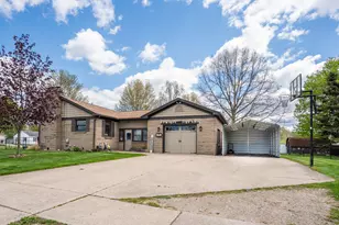 321 Blake Blvd, Galesburg, MI 49053 - Photo 16