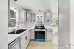 3041 Giddings Ave SE, Grand Rapids, MI 49508 - Photo 12