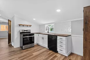 533 Ann Arbor St, Manchester, MI 48158 - Photo 2