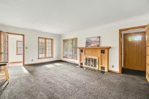 623 E Central Ave, Zeeland, MI 49464 - Photo 4