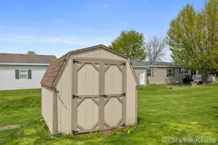7435 Bronco Dr SE, Caledonia, MI 49316 - Photo 20