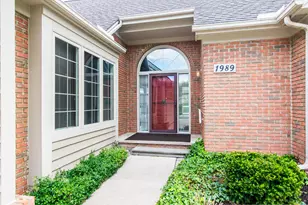 1989 Stonebridge Dr N, Ann Arbor, MI 48108 - Photo 4