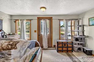 915 E Madison St, Hastings, MI 49058 - Photo 4
