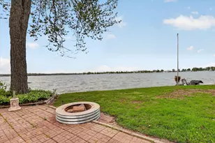13117 Lakeshore Dr, Shelbyville, MI 49344 - Photo 36