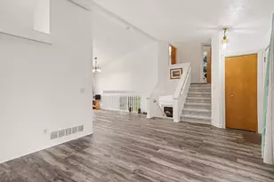 3351 Crystal Valley Ct, Holland, MI 49424 - Photo 6