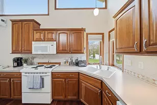 7155 Bayview Rd, Jackson, MI 49201 - Photo 16