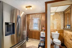 601 N Kalamazoo St, Paw Paw, MI 49079 - Photo 22