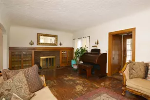 601 N Kalamazoo St, Paw Paw, MI 49079 - Photo 10