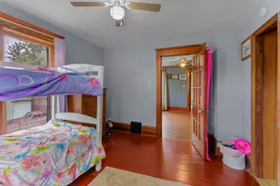 142 S West St, Hillsdale, MI 49242 - Photo 30