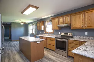 11438 S 26th St, Vicksburg, MI 49097 - Photo 4