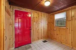 12015 Oakridge Rd, Plainwell, MI 49080 - Photo 10