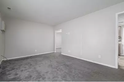 22778 Almond Avenue, Eastpointe, MI 48021 - Photo 6