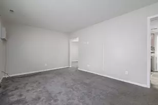 22778 Almond Ave, Eastpointe, MI 48021 - Photo 6