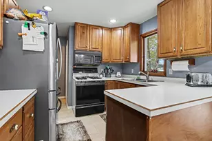 514 W Melody Ave, Portage, MI 49024 - Photo 4