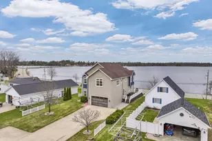 2121 Sunnyside Dr, Cadillac, MI 49601 - Photo 8