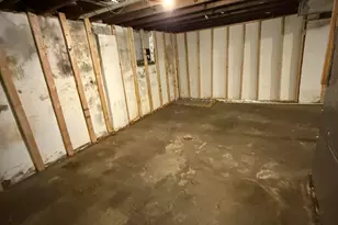 23147 Donald Ave, Eastpointe, MI 48021 - Photo 10