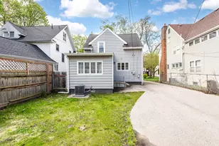 1425 E Park Pl, Ann Arbor, MI 48104 - Photo 30