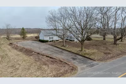 7154 Morse Lake Avenue SE #A, Alto, MI 49302 - Photo 4
