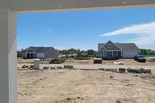 6631 Bellflower Dr, Zeeland, MI 49464 - Photo 12
