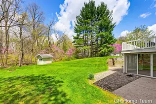 4090 Baywood Dr SE, Grand Rapids, MI 49546 - Photo 52