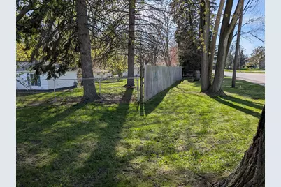 2215 Dowd Street, Muskegon, MI 49441 - Photo 2