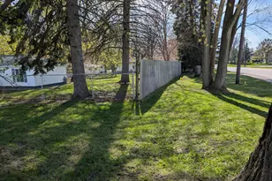2215 Dowd St, Muskegon, MI 49441 - Photo 2