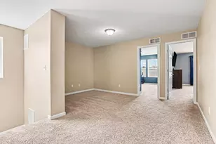 904 Christian Ave, Vicksburg, MI 49097 - Photo 16