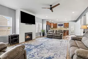 904 Christian Ave, Vicksburg, MI 49097 - Photo 4