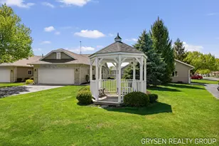 7018 Baltic Dr SW, Byron Center, MI 49315 - Photo 38