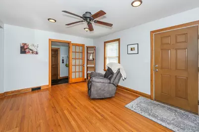 933 Pleasant Drive, Ypsilanti, MI 48197 - Photo 16