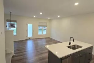 1993 N Shorewood Ln, Holland, MI 49423 - Photo 10