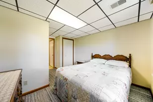 3382 Sunset Dr, Muskegon, MI 49444 - Photo 32