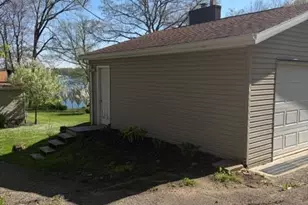 308 Lake Shore Dr, Cassopolis, MI 49031 - Photo 6