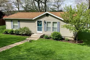308 Lake Shore Dr, Cassopolis, MI 49031 - Photo 2