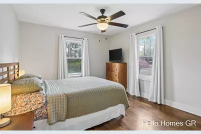 949 College Avenue NE, Grand Rapids, MI 49503 - Photo 18