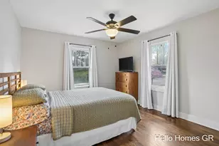 949 College Ave NE, Grand Rapids, MI 49503 - Photo 18