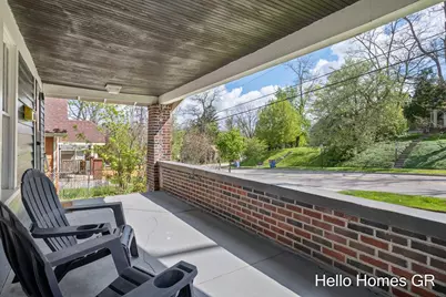 949 College Avenue NE, Grand Rapids, MI 49503 - Photo 4