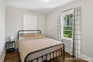 949 College Ave NE, Grand Rapids, MI 49503 - Photo 20