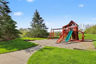 1670 Flowers Crossing Dr NE, Grand Rapids, MI 49525 - Photo 94