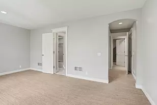 1670 Flowers Crossing Dr NE, Grand Rapids, MI 49525 - Photo 36
