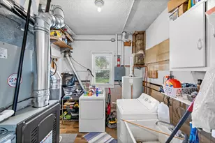 20435 Louise St, Livonia, MI 48152 - Photo 22